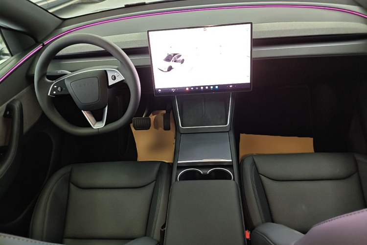 Tesla Model Y 2026 #11 Tesla Model Y 2026 car image #11