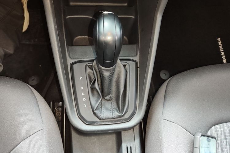Volkswagen Santana 2017 #14 Volkswagen Santana 2017 car image #14