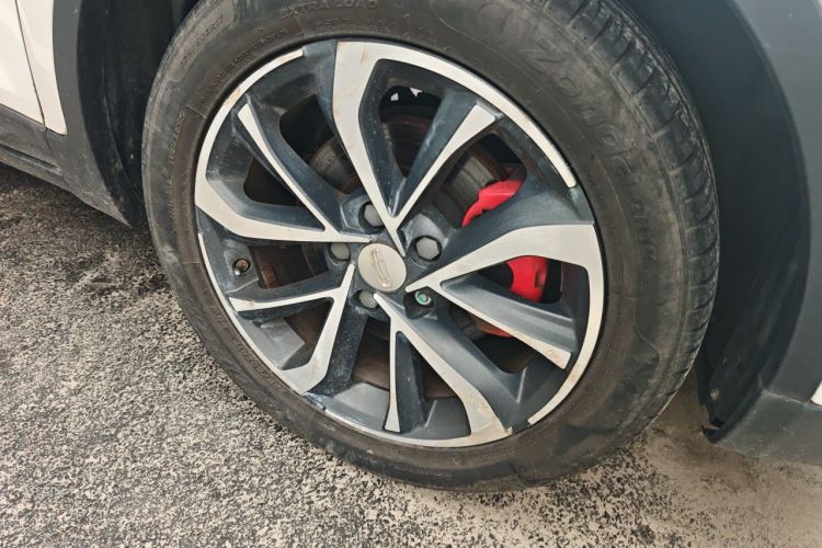 GEELY Emgrand GS 2019 car image #9