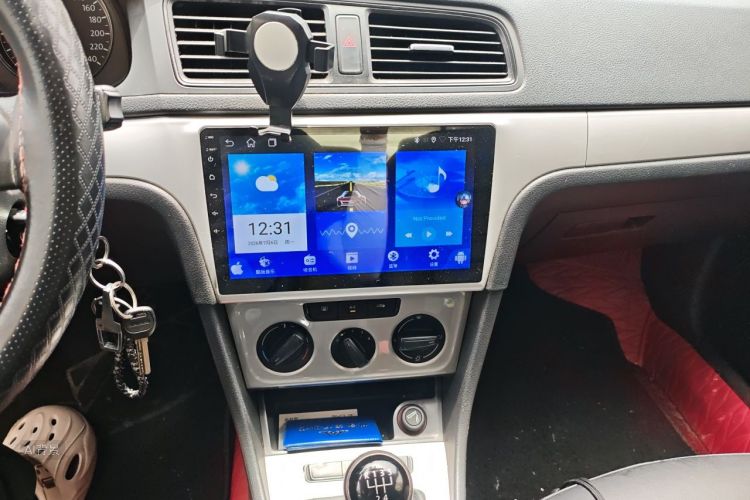 Volkswagen Lavida 2015 car image #15