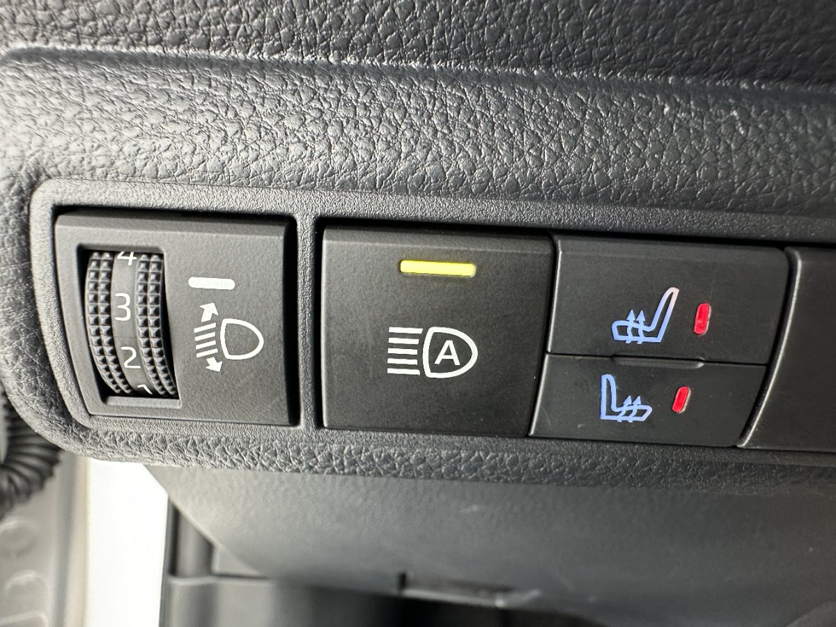 Toyota Corolla 2023 car image #12