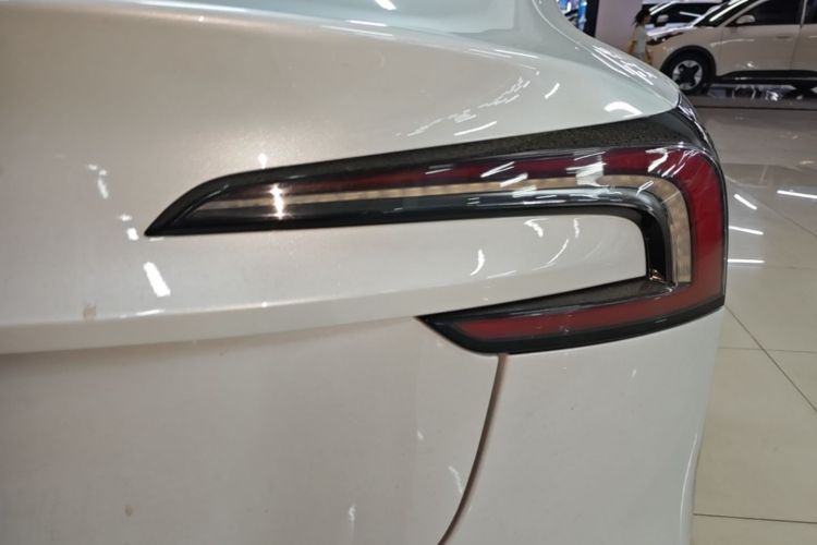 Tesla Model 3 2024 #8 Tesla Model 3 2024 car image #8
