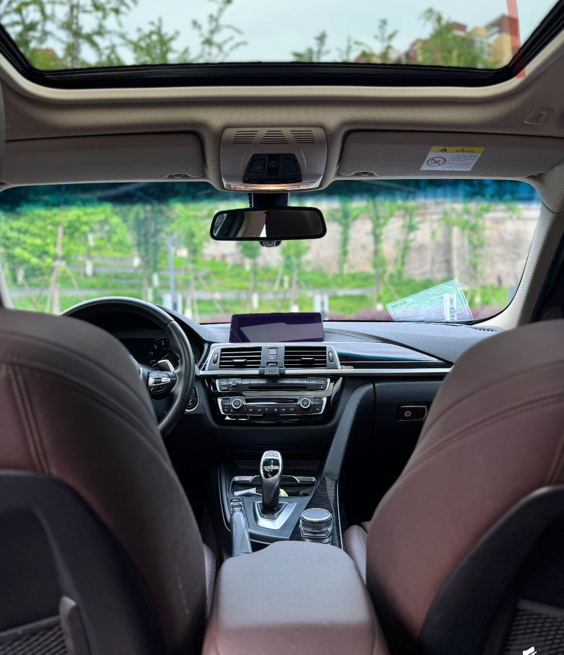 BMW 3 Series 2018 #5 BMW 3 Series 2018 car image #5