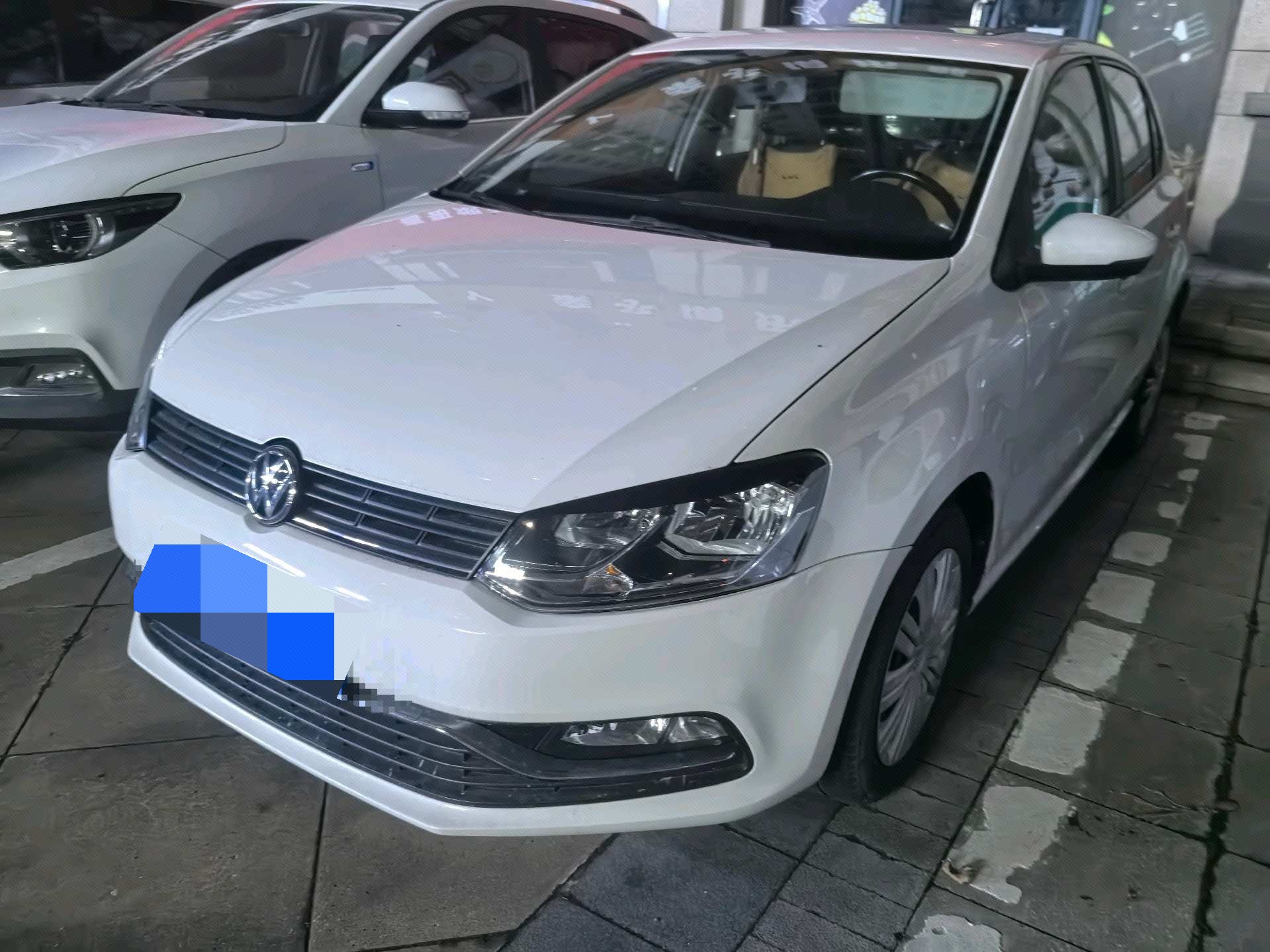 Volkswagen Polo 2017 Volkswagen Polo 2017 car image