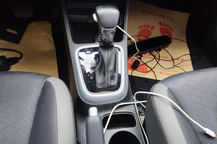 起亚 奕跑 2019 汽车图片 #18