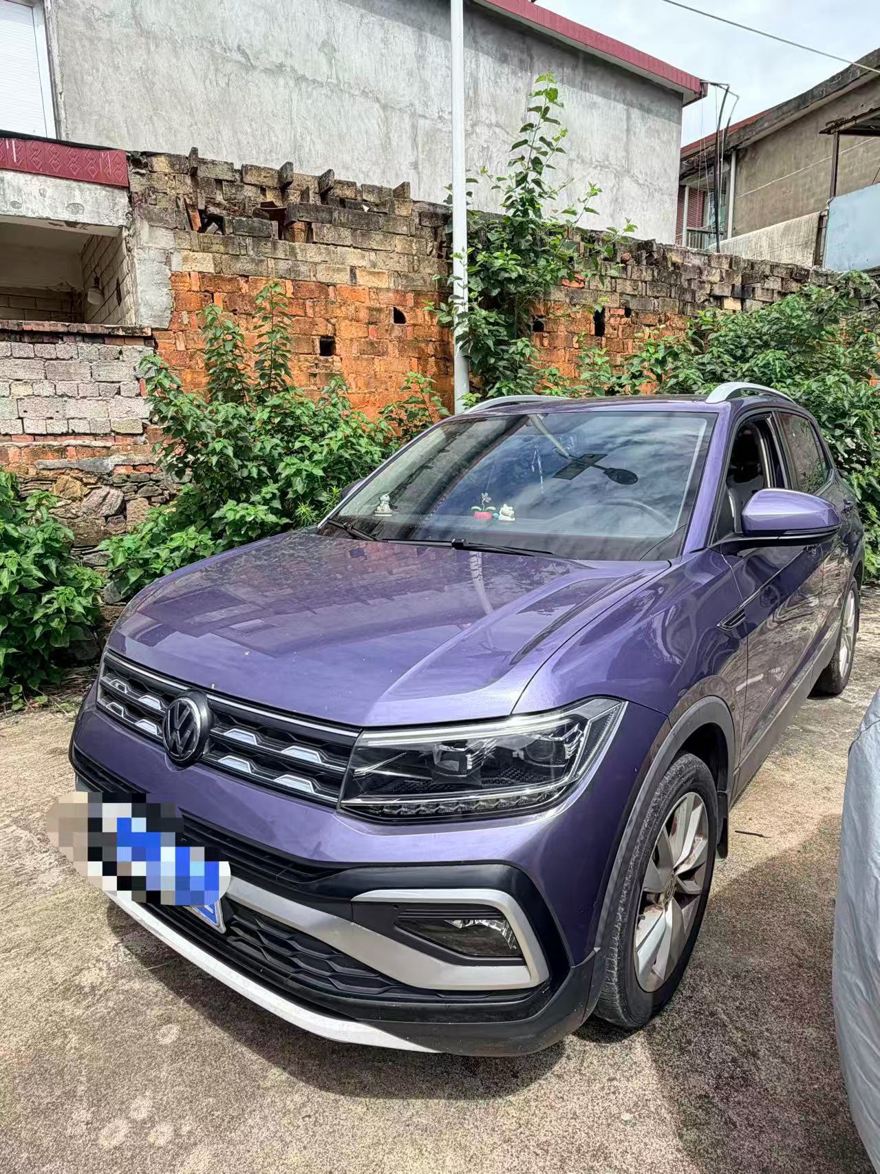 Volkswagen T-Cross 2020 car image 