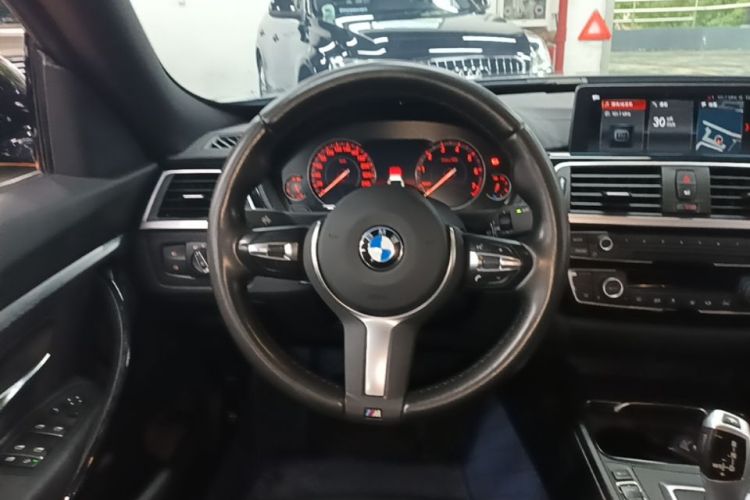 BMW 3 Series GT 2020 #15 BMW 3 Series GT 2020 car image #15