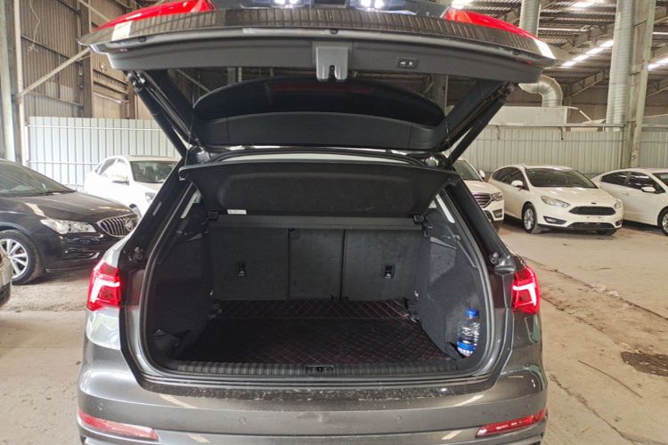 Audi Q3 2022 #19 Audi Q3 2022 car image #19