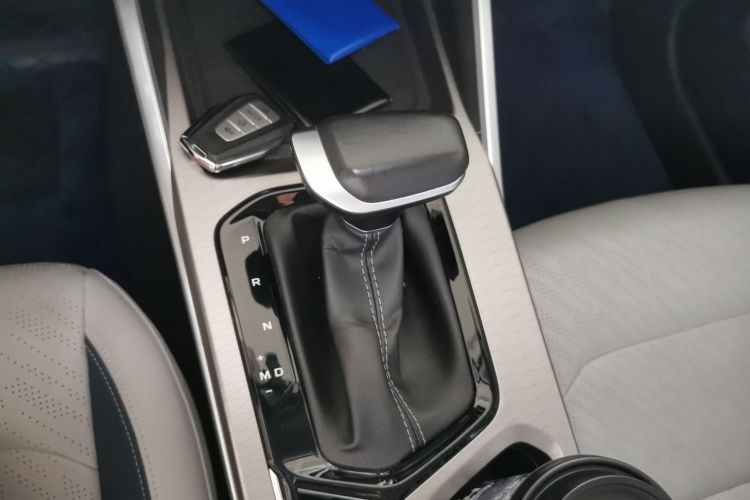 GEELY Emgrand 2021 car image #18