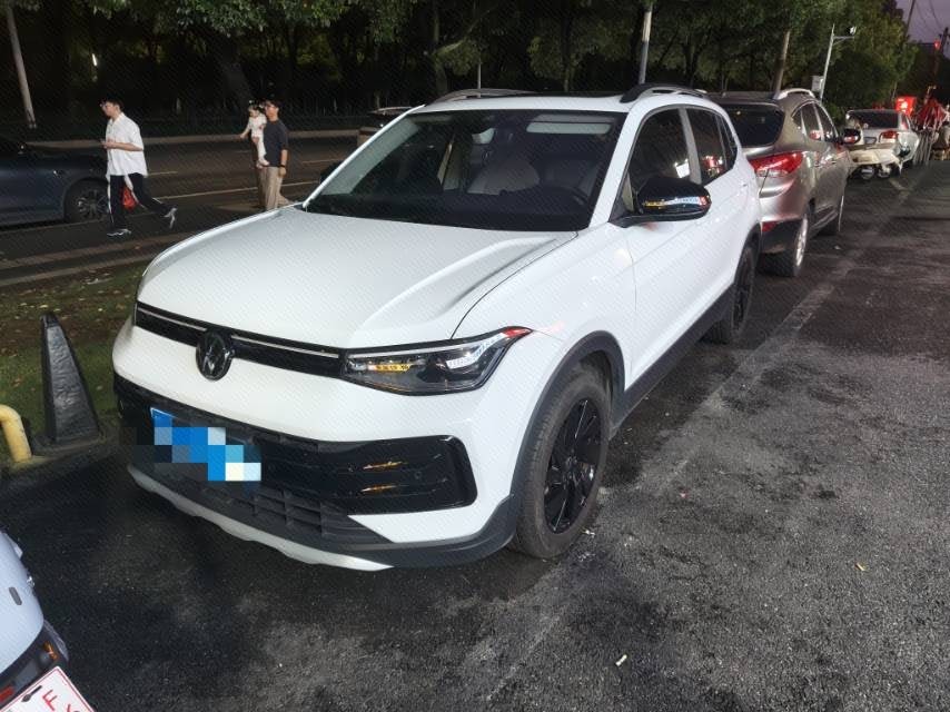 Volkswagen Tharu 2025 car image 