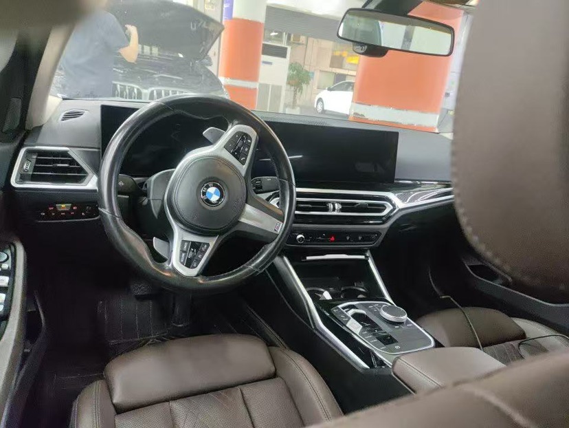 BMW 3 Series 2024 #2 BMW 3 Series 2024 car image #2