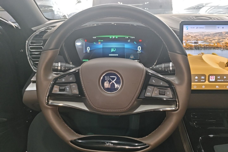 BYD Han 2024 immagine di auto #11