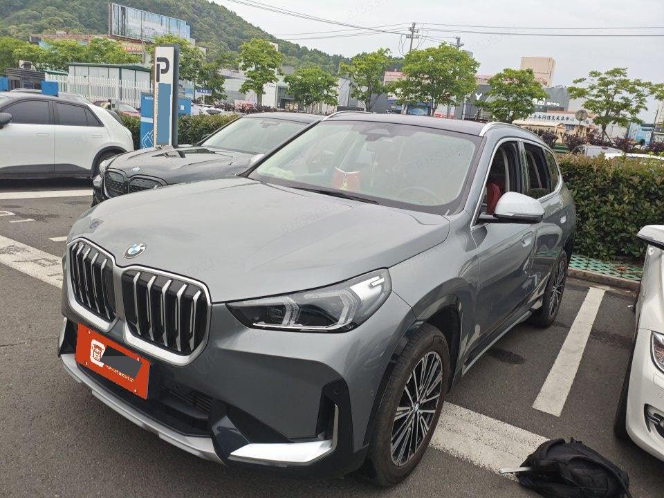 BMW X1 2023 car image 