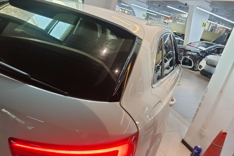 Audi Q3 2017 #7 Audi Q3 2017 car image #7