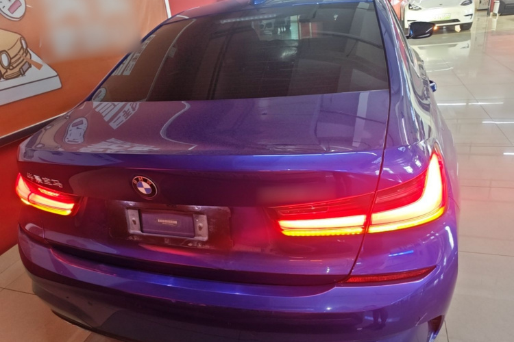 BMW 3 Series 2021 #6 BMW 3 Series 2021 car image #6
