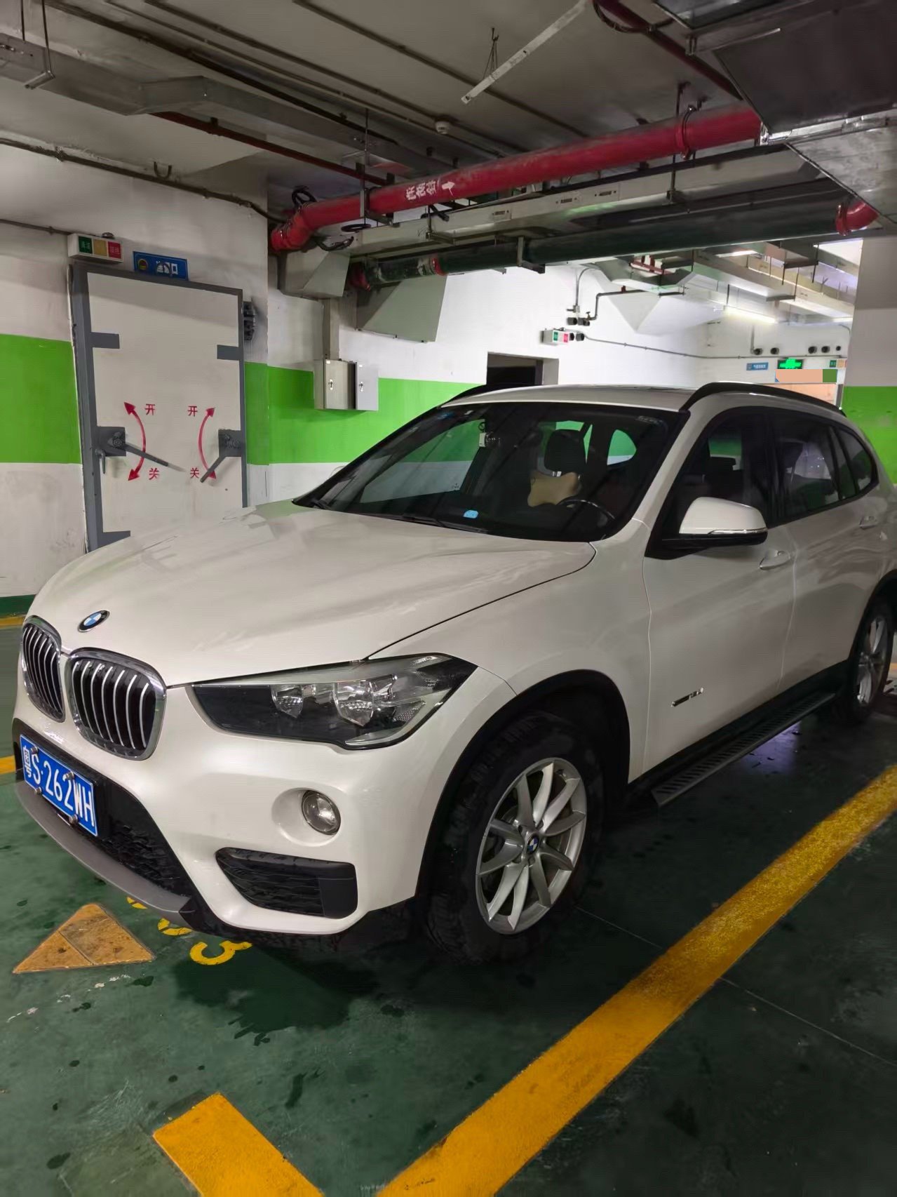 BMW X1 2017 car image 