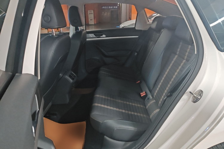 Volkswagen Lavida 2021 car image #17