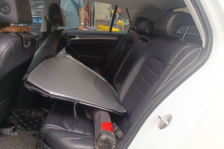 Volkswagen Golf 2016 car image #19