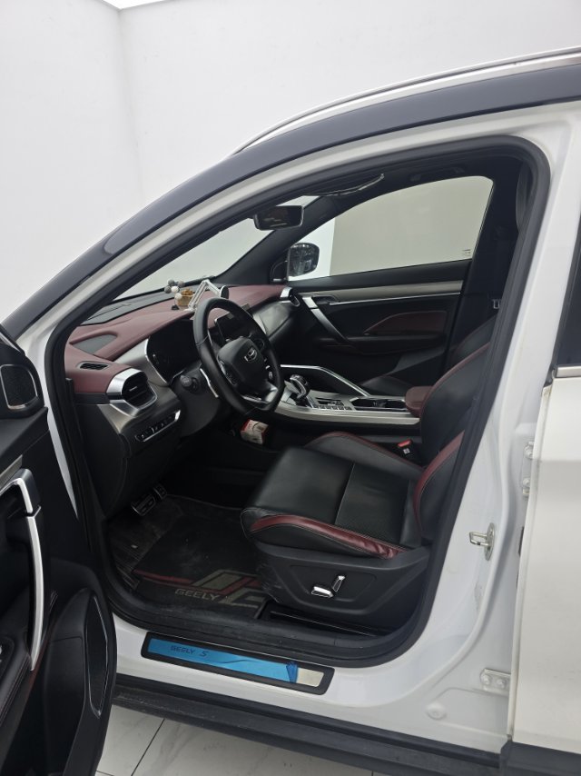 GEELY Coolray 2019 car image #5