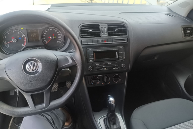 Volkswagen Polo 2017 #10 Volkswagen Polo 2017 car image #10