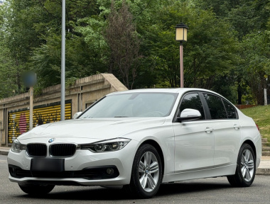 BMW 3 Series 2017 BMW 3 Series 2017 immagine di auto