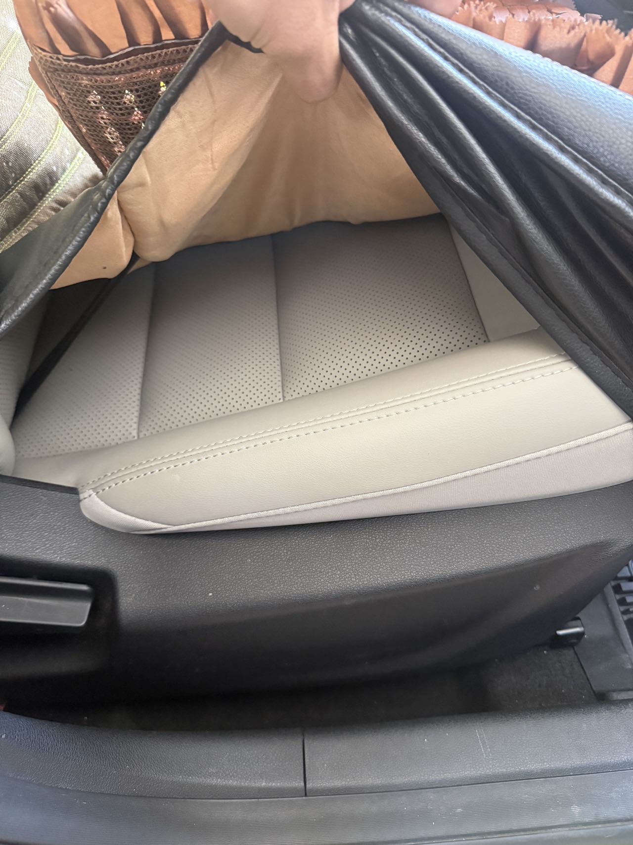 GEELY Binray 2018 car image #7