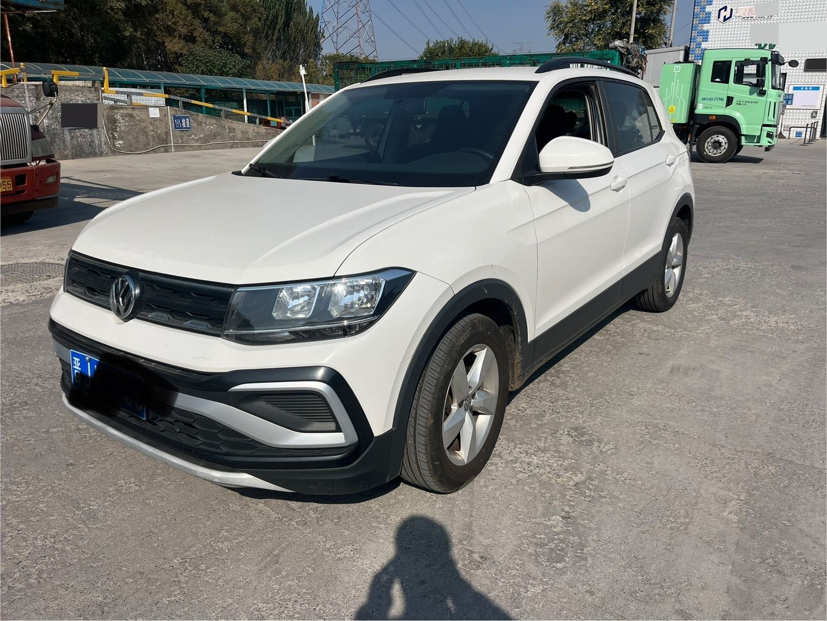 Volkswagen T-Cross 2020 Volkswagen T-Cross 2020 car image