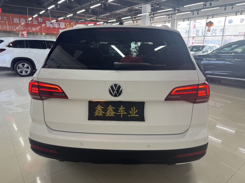 Volkswagen Tharu 2022 car image #4