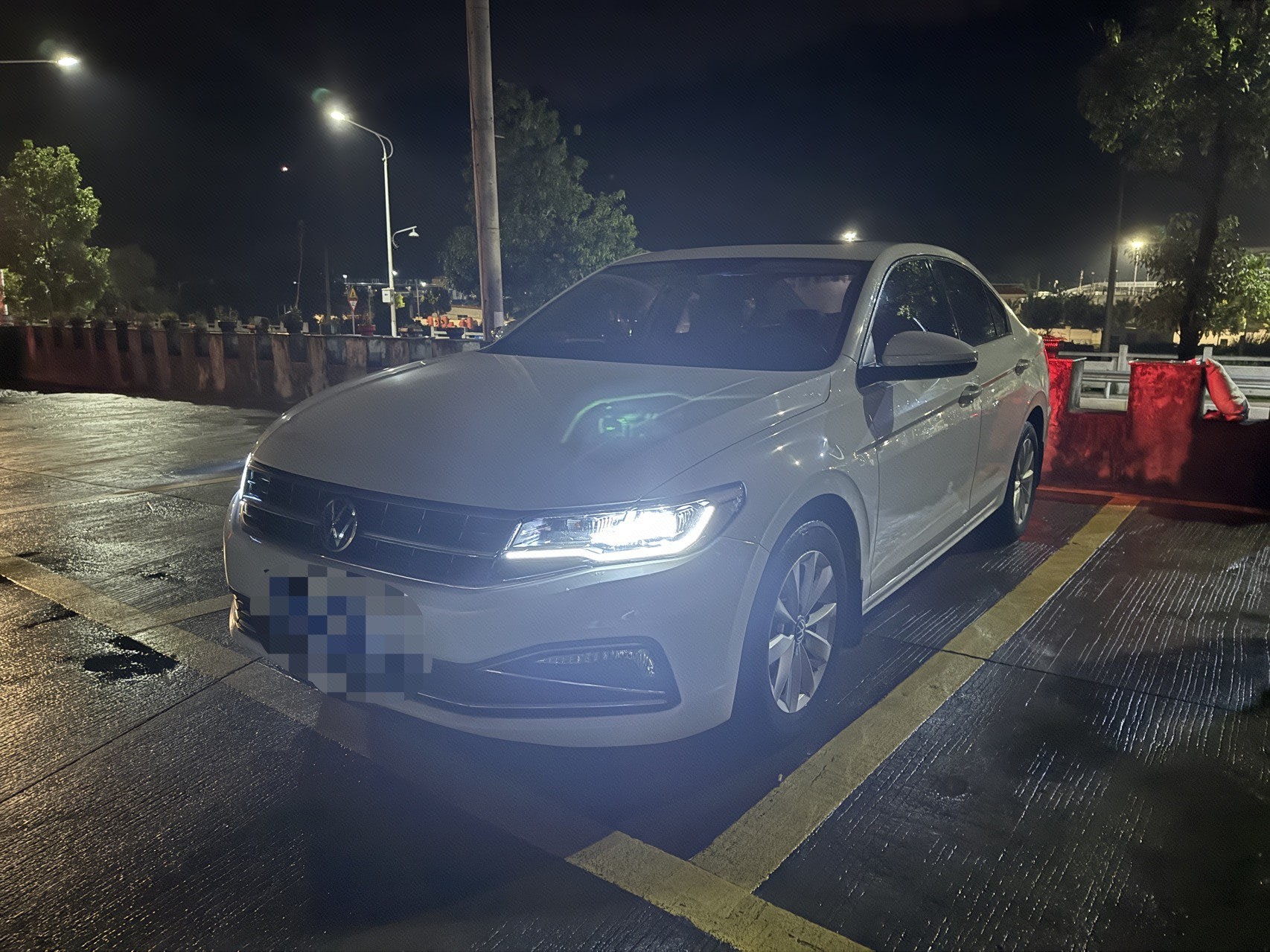 2021 immagine di auto 