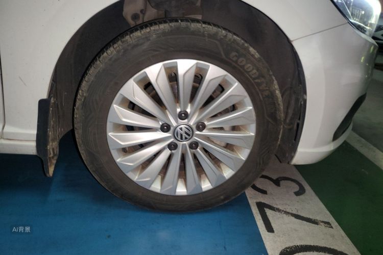 Volkswagen Lavida 2019 car image #9