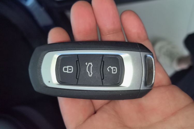 GEELY Emgrand GS 2018 #9 GEELY Emgrand GS 2018 car image #9
