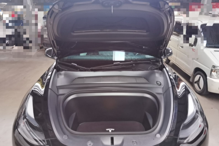 Tesla Model Y 2023 #20 Tesla Model Y 2023 car image #20