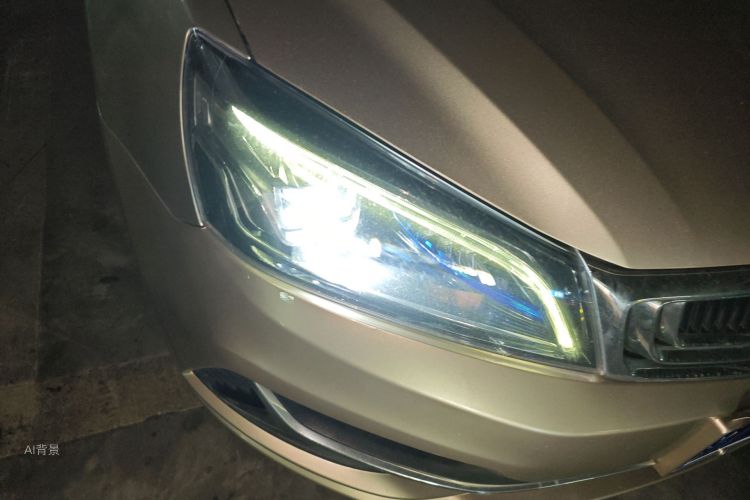 GEELY Emgrand 2019 car image #8