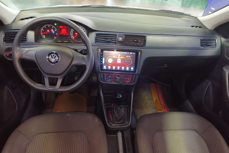 Volkswagen Santana 2023 car image #10