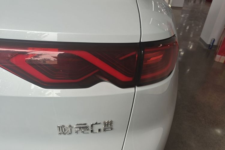 BYD YuanUP 2024 #8 BYD YuanUP 2024 car image #8