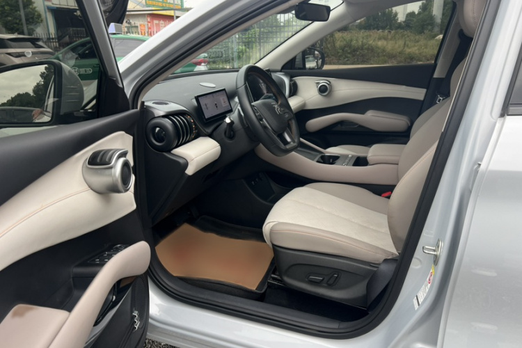 BYD Yuan Plus 2025 car image #9