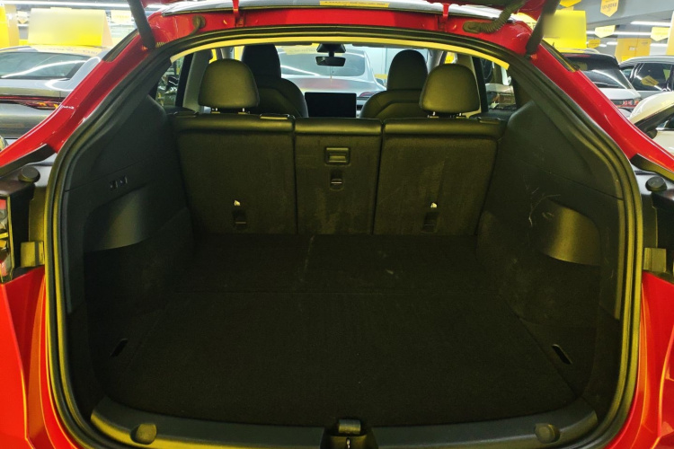 Tesla Model Y 2023 #21 Tesla Model Y 2023 car image #21