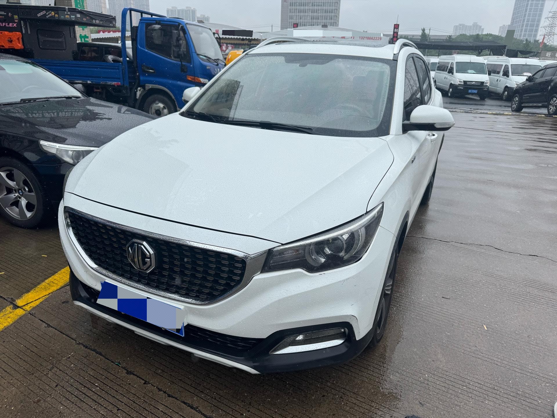 MG ZS 2018 car image 