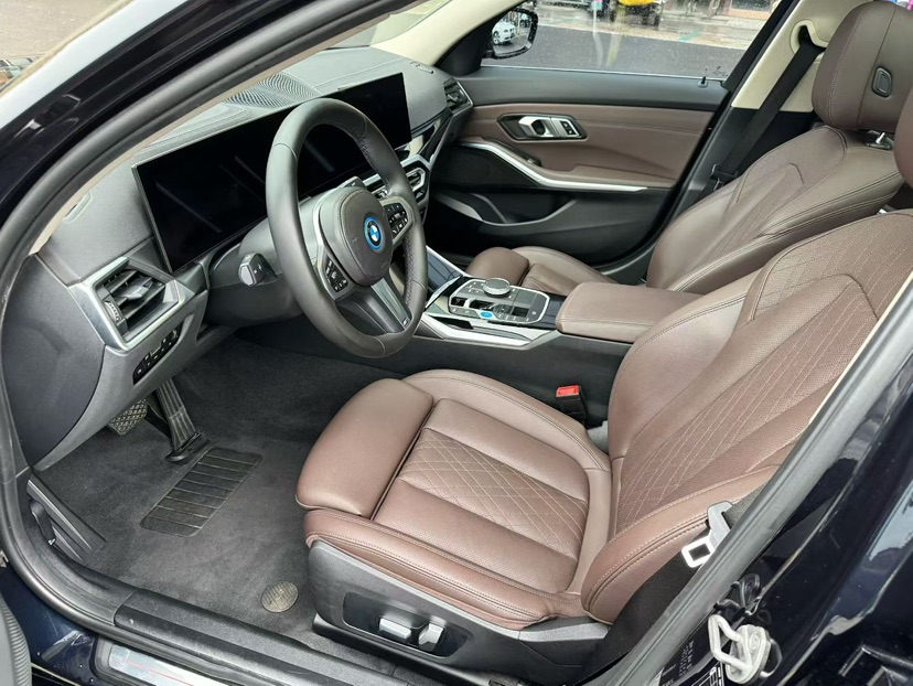 BMW i3 2022 car image #7