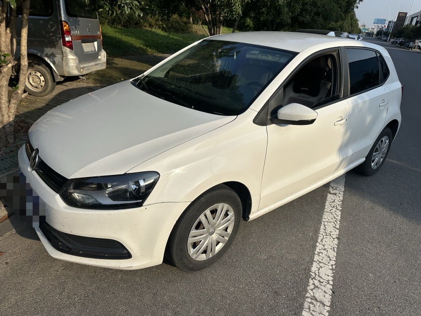 Volkswagen Polo 2017 car image 