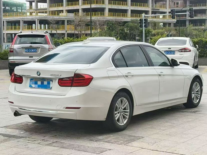 BMW 3 Series 2015 car image #6