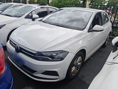 Volkswagen Polo 2023 car image 