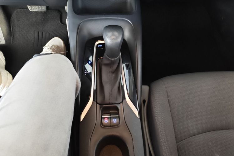 Toyota Corolla 2019 #14 Toyota Corolla 2019 car image #14