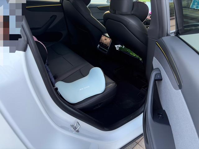 Tesla Model Y 2026 car image #7