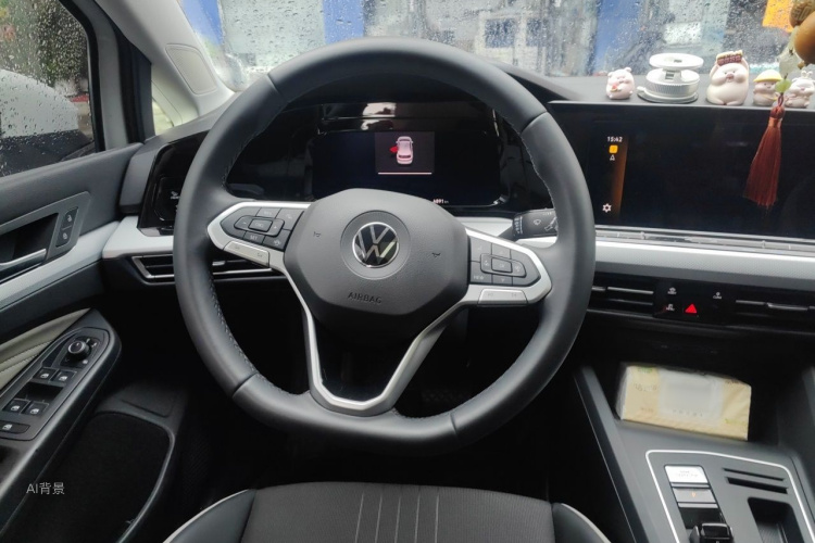 Volkswagen Golf 2025 #12 Volkswagen Golf 2025 car image #12