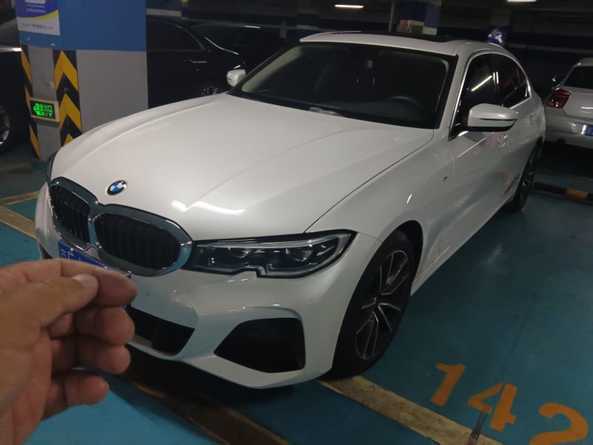 BMW 3 Series 2022 BMW 3 Series 2022 car image
