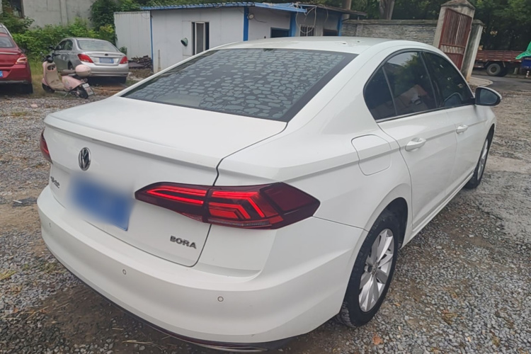 Volkswagen Bora 2019 car image #7