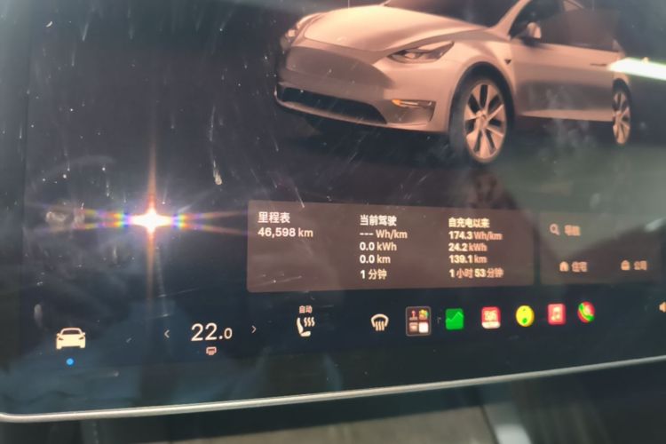 Tesla Model Y 2022 immagine di auto #12