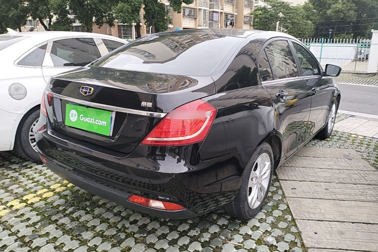 GEELY Emgrand 2015 car image #7
