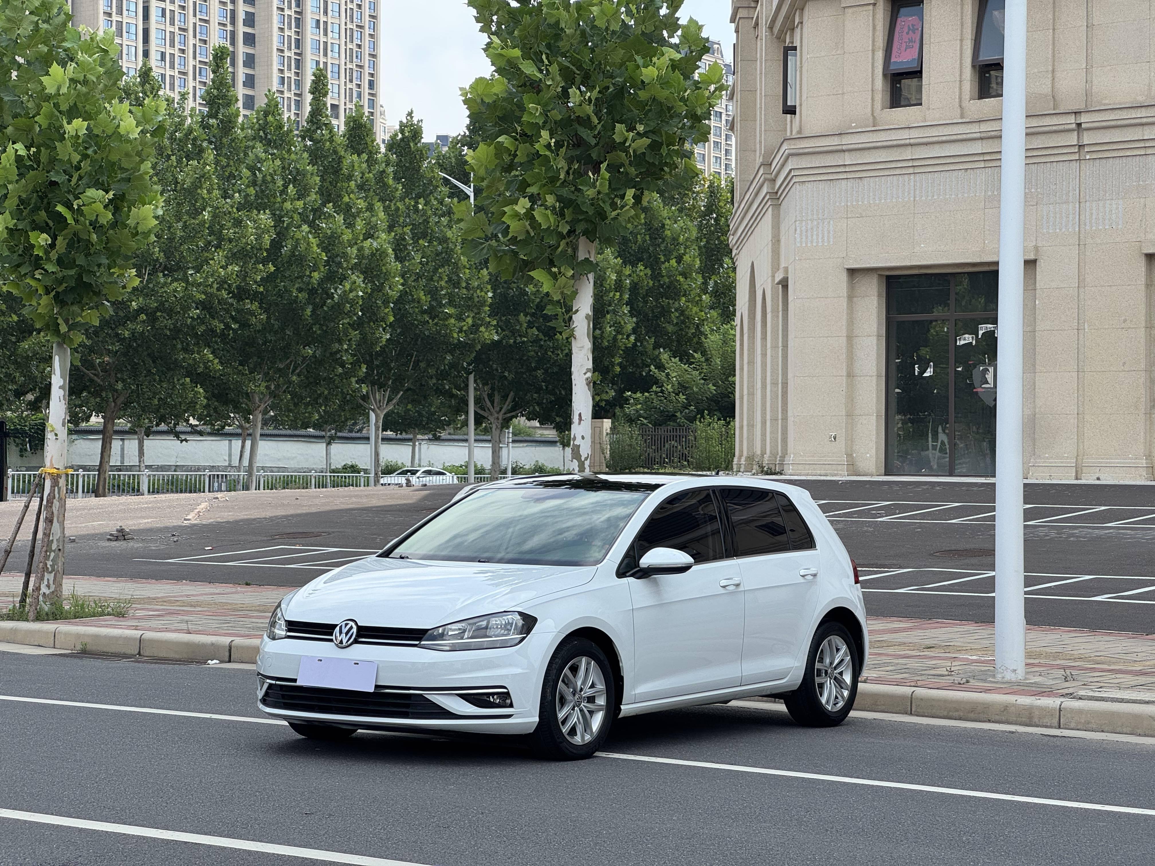 Volkswagen Golf 2018 Volkswagen Golf 2018 car image